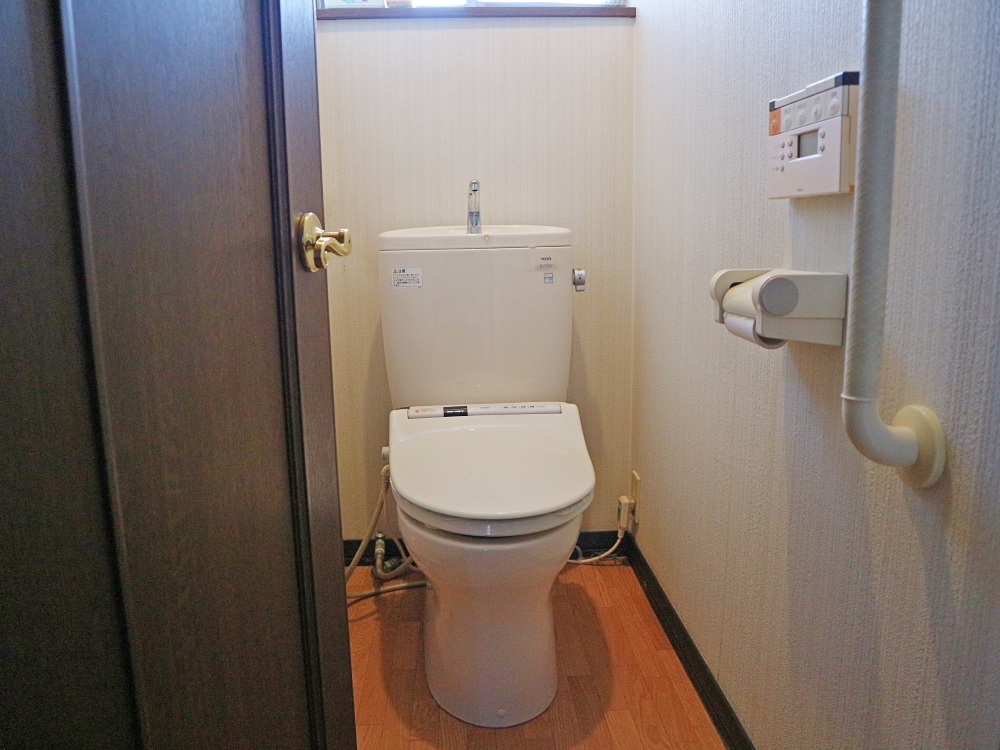 山口県宇部市の物件のトイレ