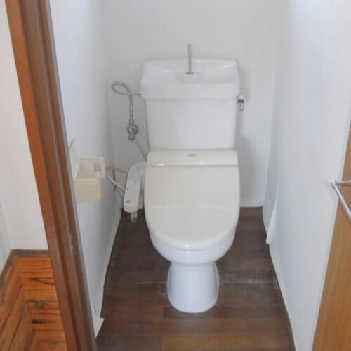 茨城県常陸大宮市の物件の1階トイレ