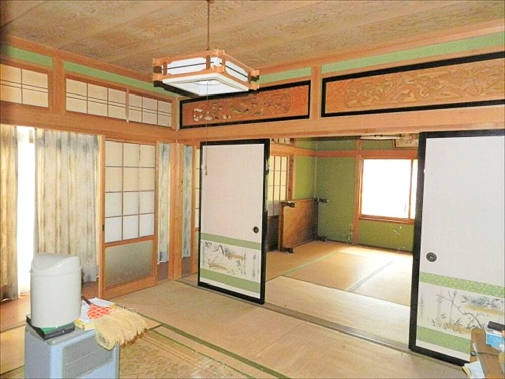 鳥取県倉吉市の100万円物件の1階和室6畳。