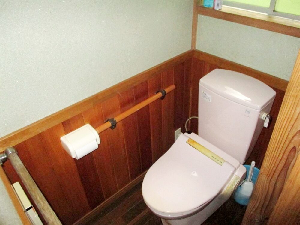 新潟県柏崎市の物件のトイレ