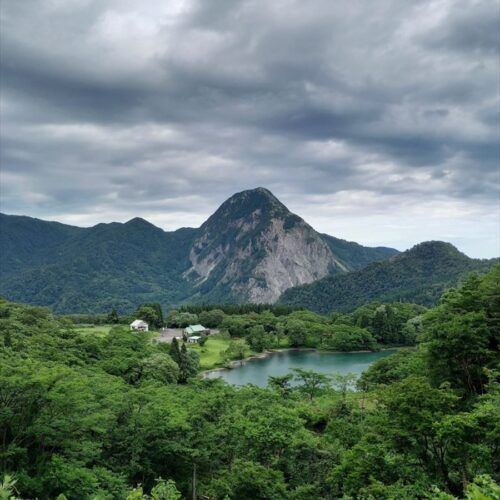 新潟県糸魚川市の明星山