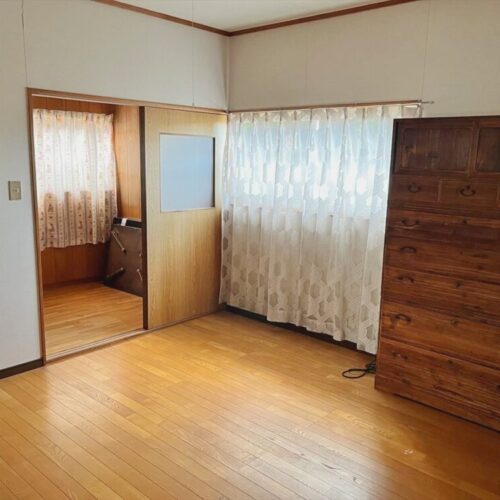 秋田県羽後町の物件の2階洋室
