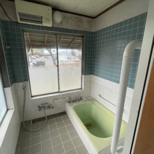 山口県美祢市の物件の浴室
