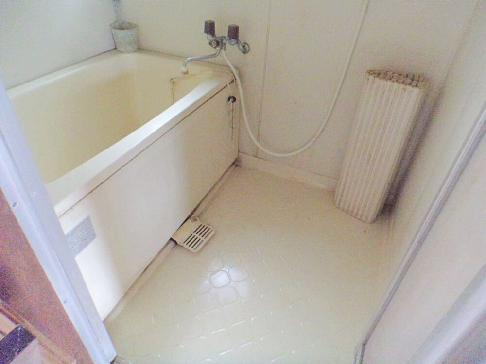 茨城県稲敷市の物件の浴室