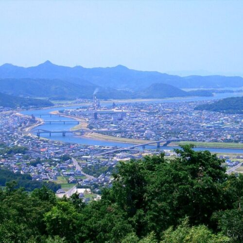 鹿児島県薩摩川内市の川内川全景