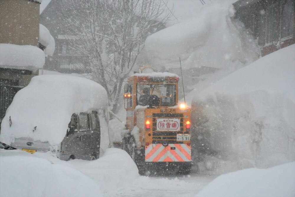 山形県尾花沢市の雪の風景