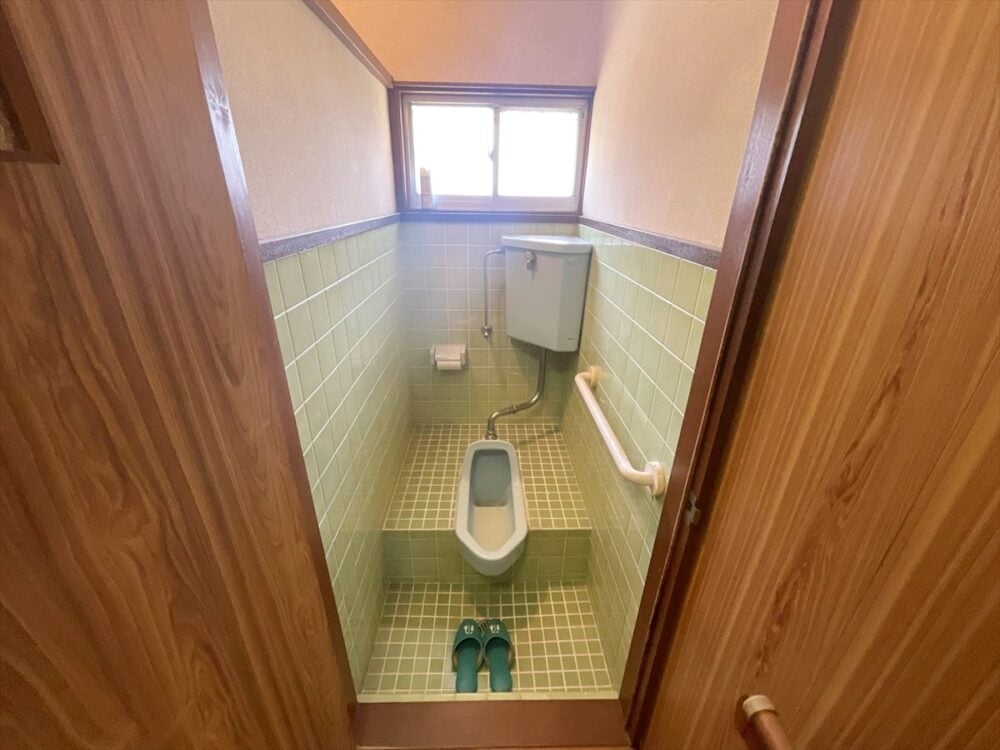 福井県坂井市の物件のトイレ