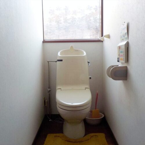 山形県尾花沢市の物件のトイレ