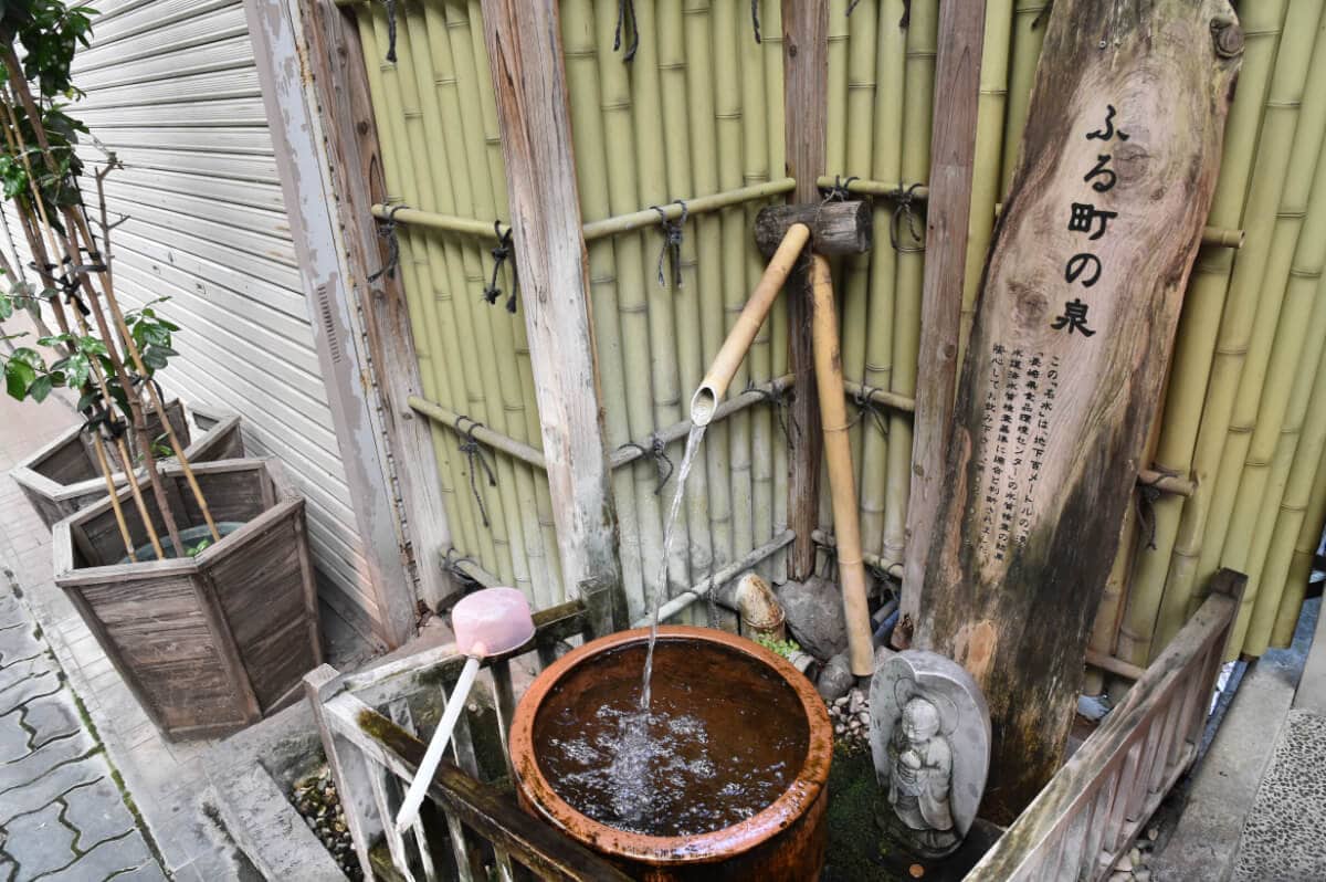 長崎県島原市にある湧水スポット