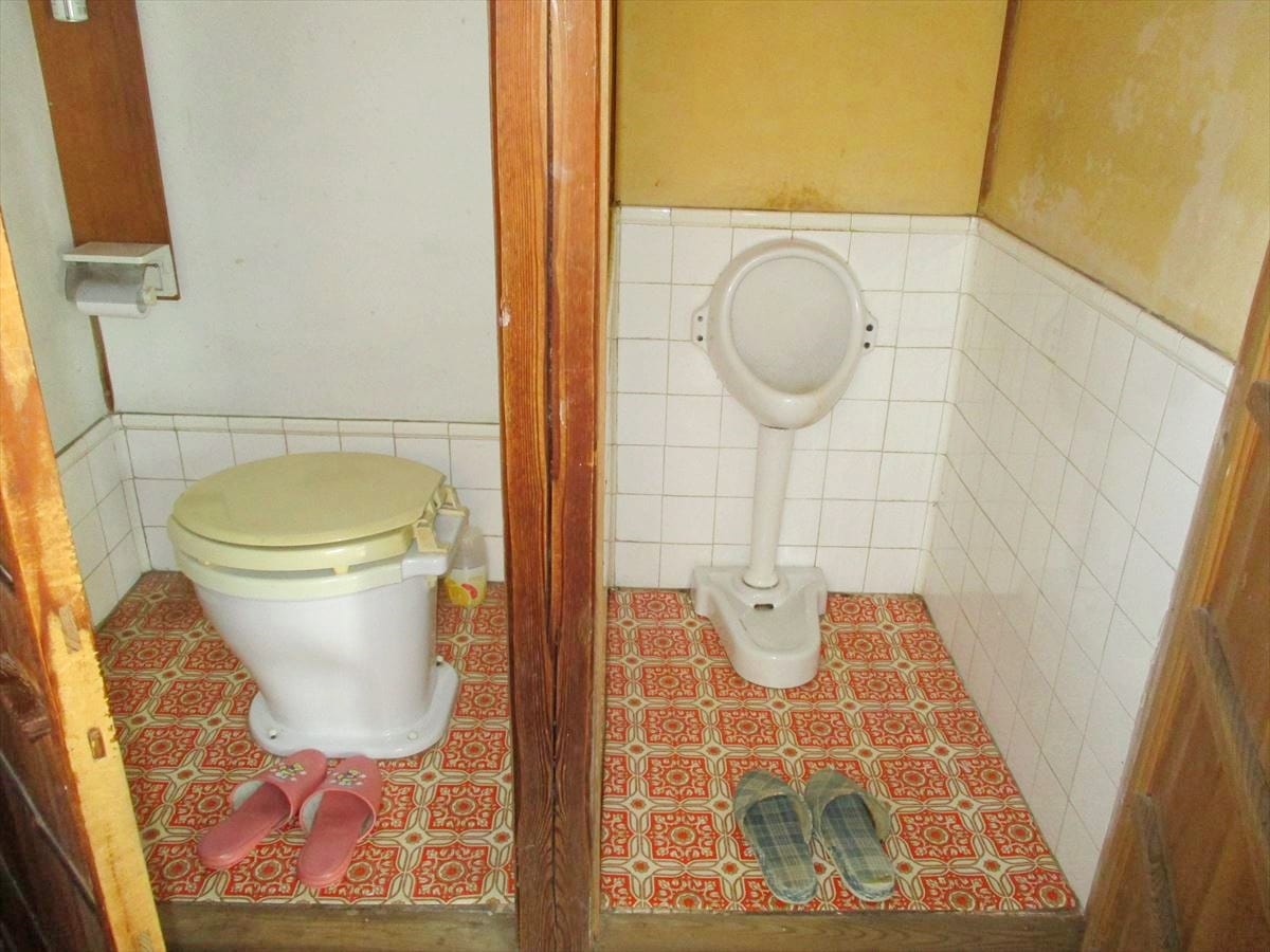 岡山県笠岡市の物件のトイレ