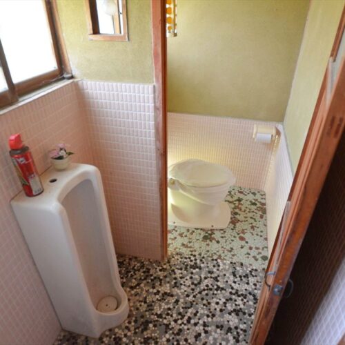 新潟県佐渡市の物件のトイレ