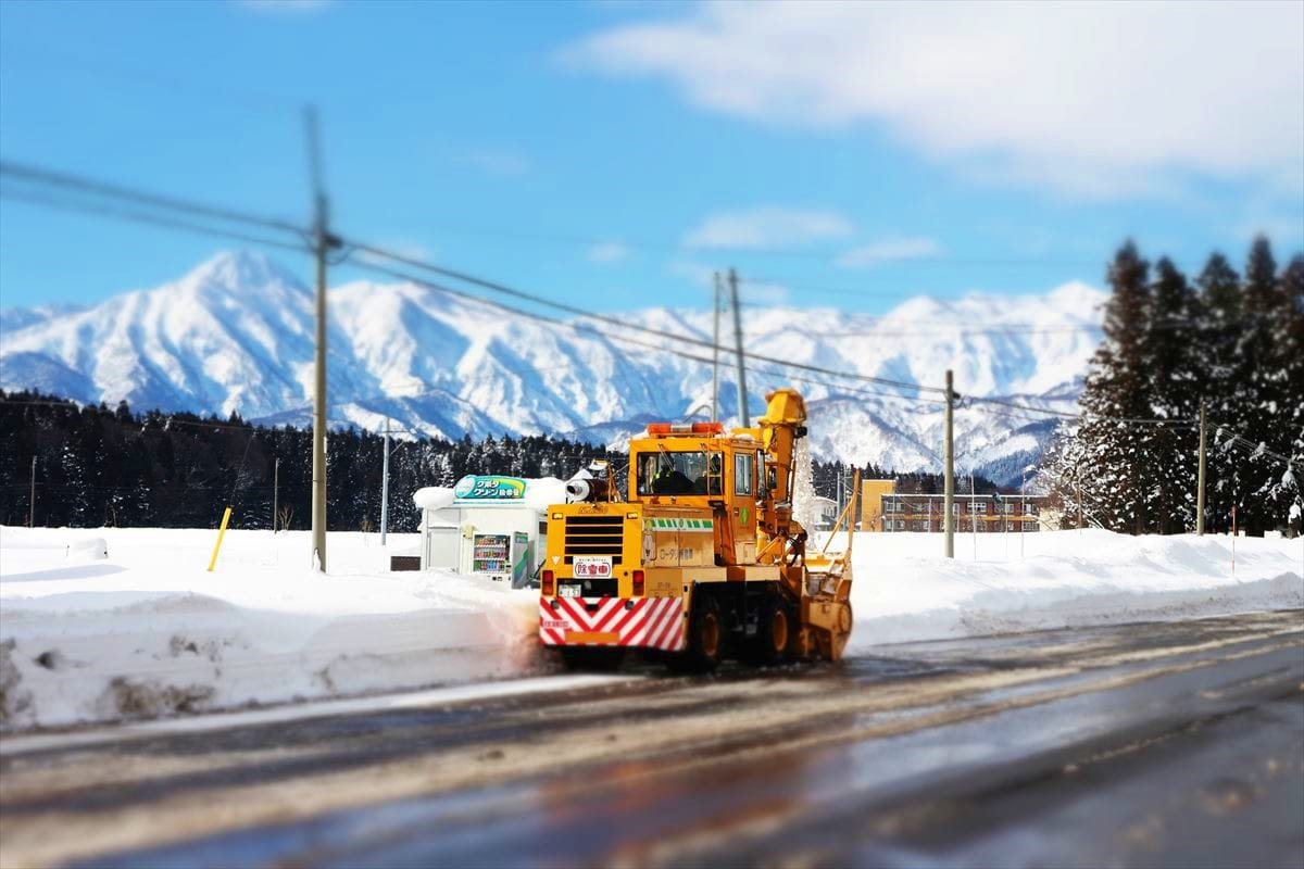 新潟県妙高市の除雪の様子