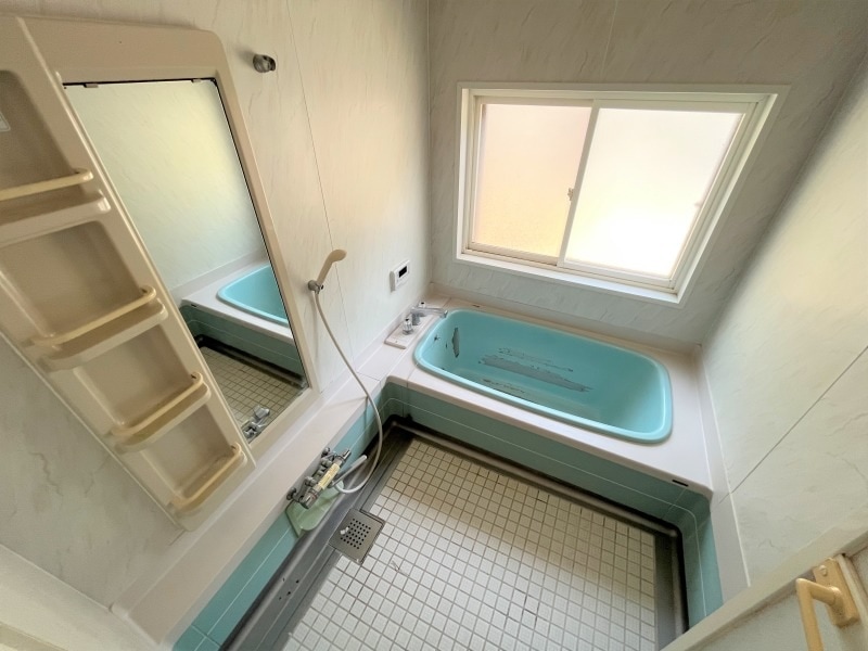 秋田県由利本荘市の物件の浴室