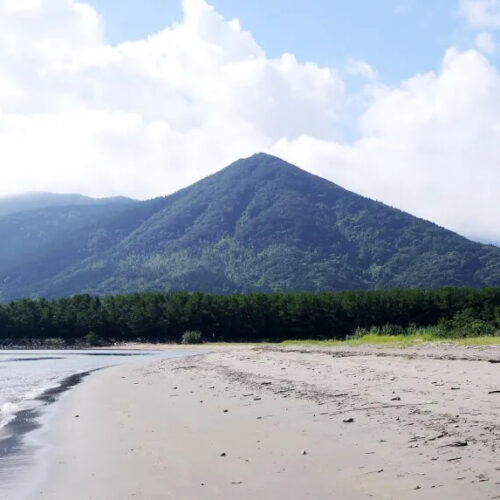 鹿児島県肝付町にある権現山