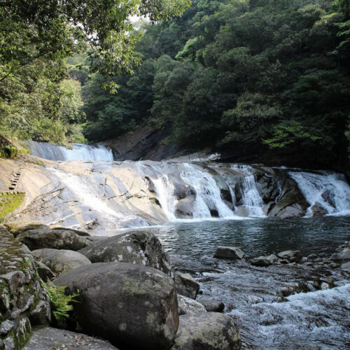 鹿児島県肝付町にある轟の滝