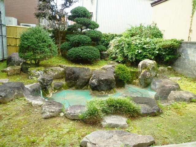福井県大野市の物件の中庭