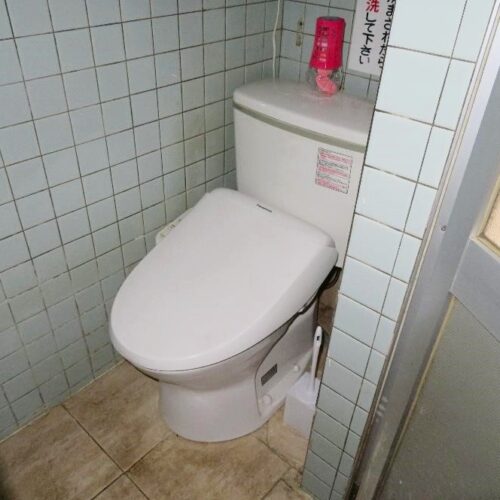 三重県松阪市の物件のトイレ