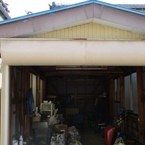 新潟県三条市の物件の車庫