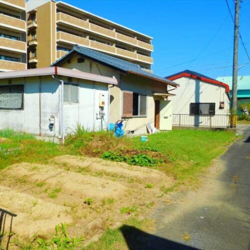 駅から約500mの菜園スペース付き平屋。大阪と名古屋にアクセス便利なトカイナカ【三重県名張市】に、ちょっとした暮らしの拠点を持ちませんか