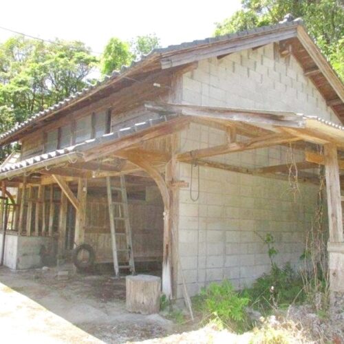 鹿児島県鹿屋市の物件の牛舎