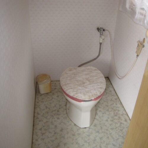 三重県津市の物件のトイレ