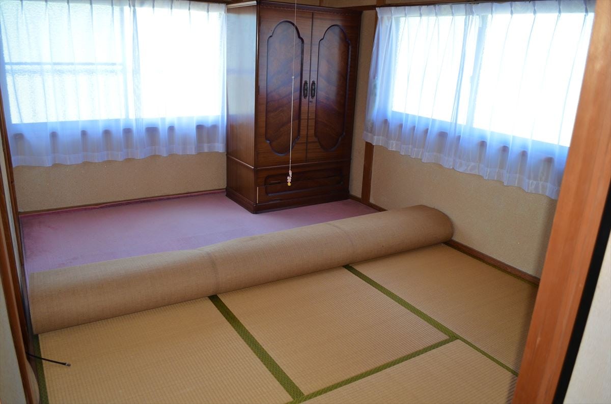 兵庫県宍粟市の物件の2階和室