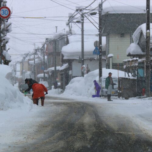 秋田県羽後町三輪地区の冬期間の雪の様子