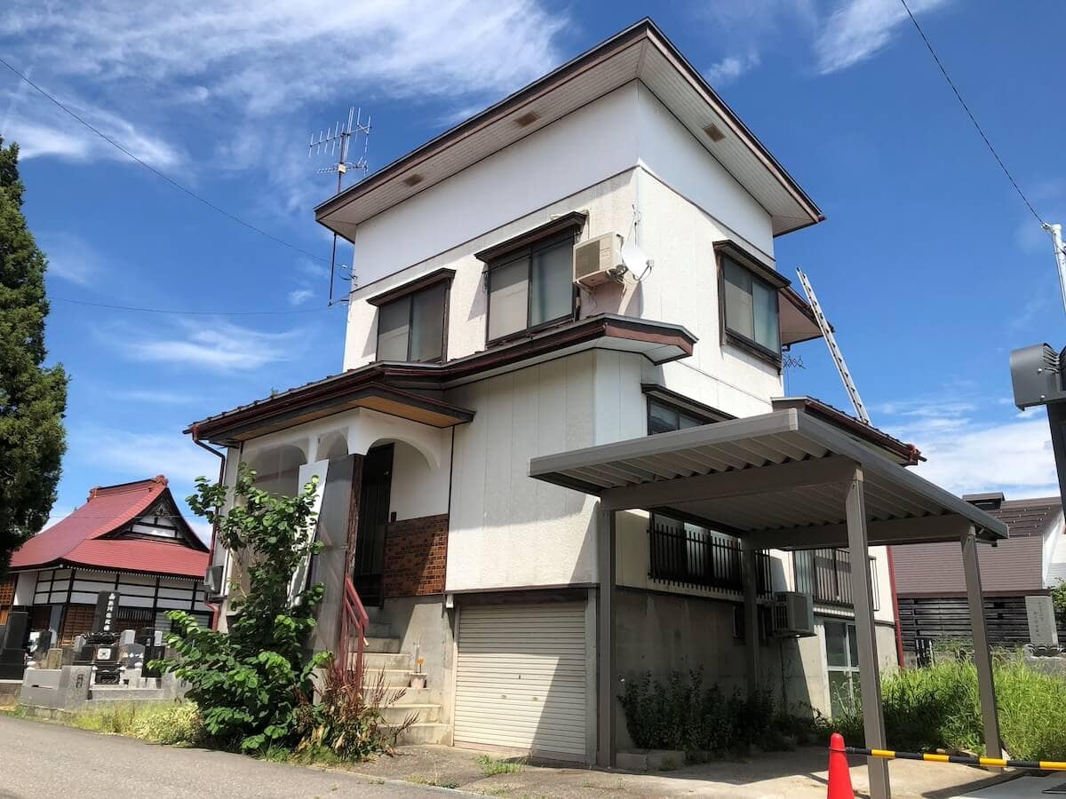 長野県飯山市の物件の外観