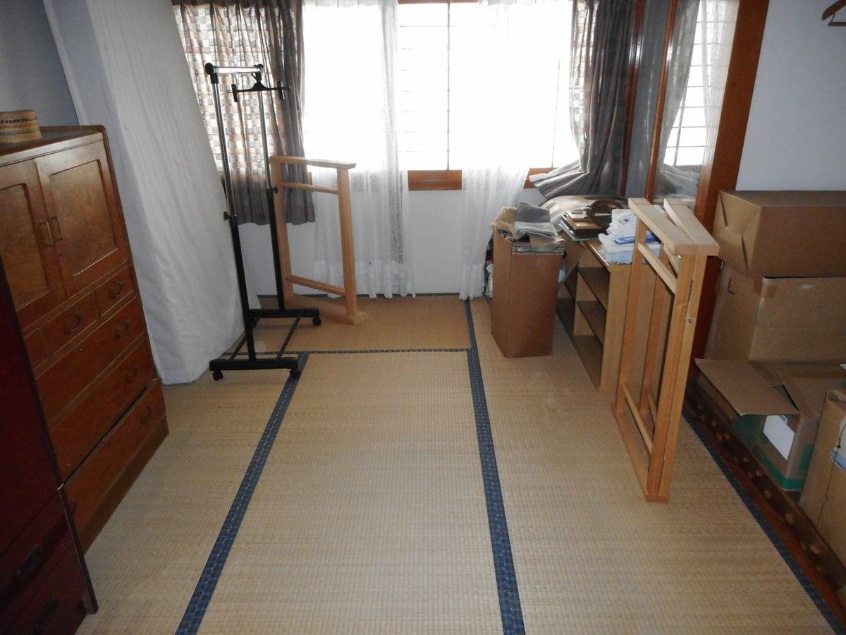 秋田県にかほ市の物件の和室