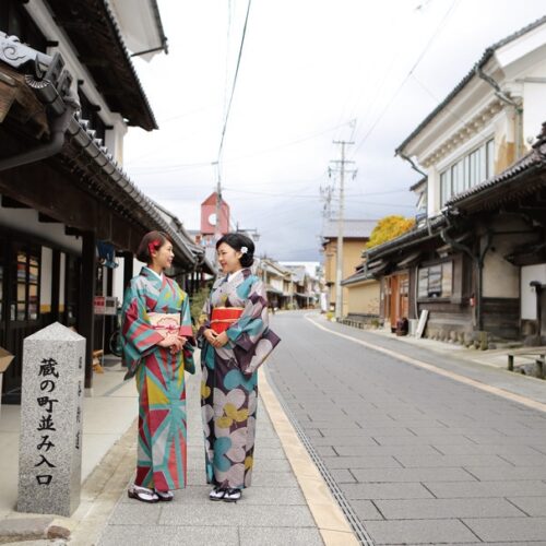 長野県須坂市の蔵の町並み