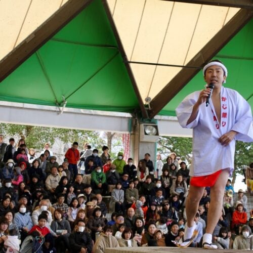 香川県住みます芸人・梶剛が主催する「かじ祭り2019」の様子