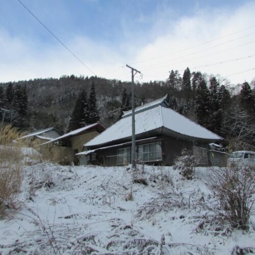 長野県長野市の物件の外観（冬）