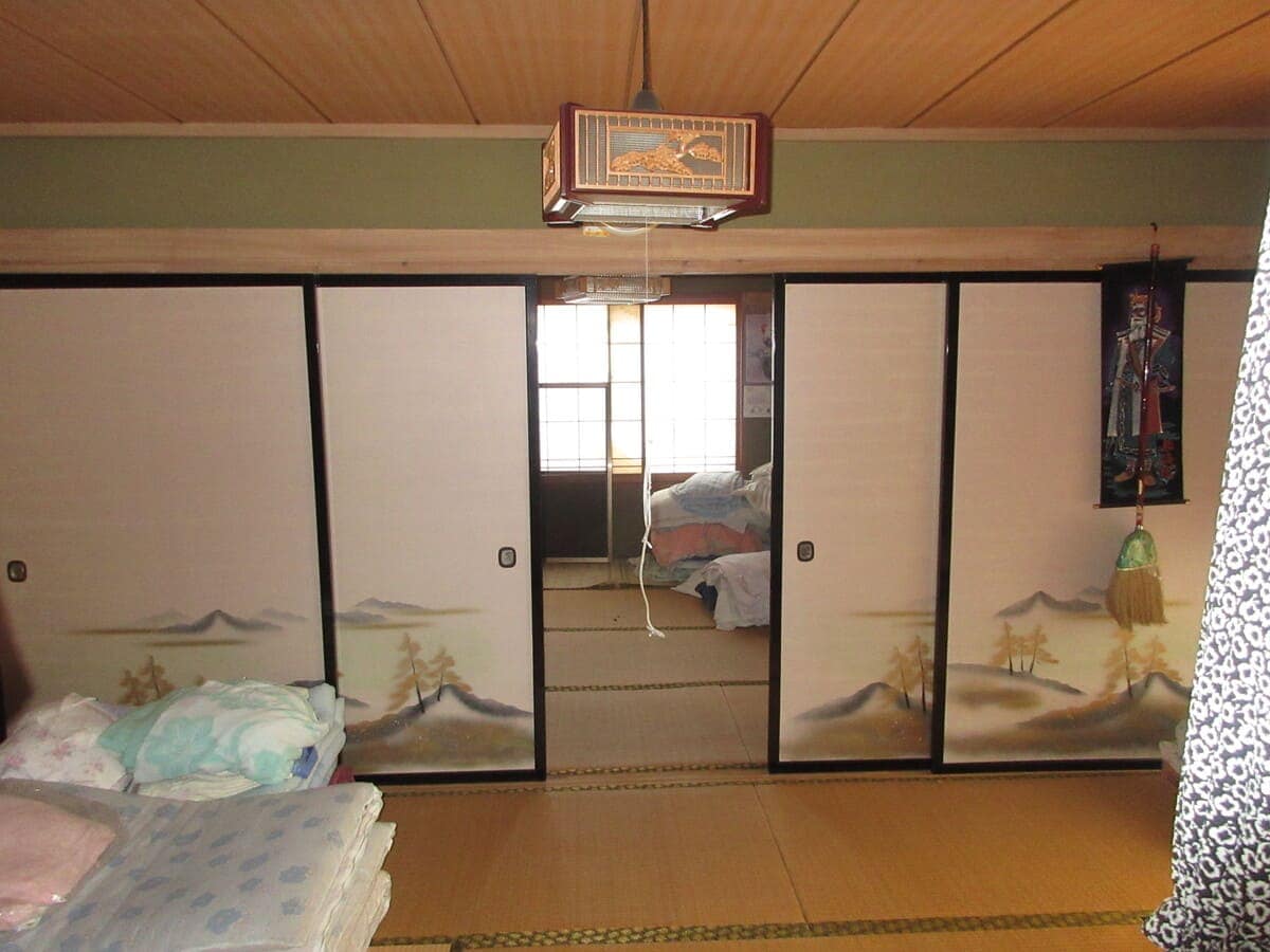 岩手県遠野市の物件の2階の和室