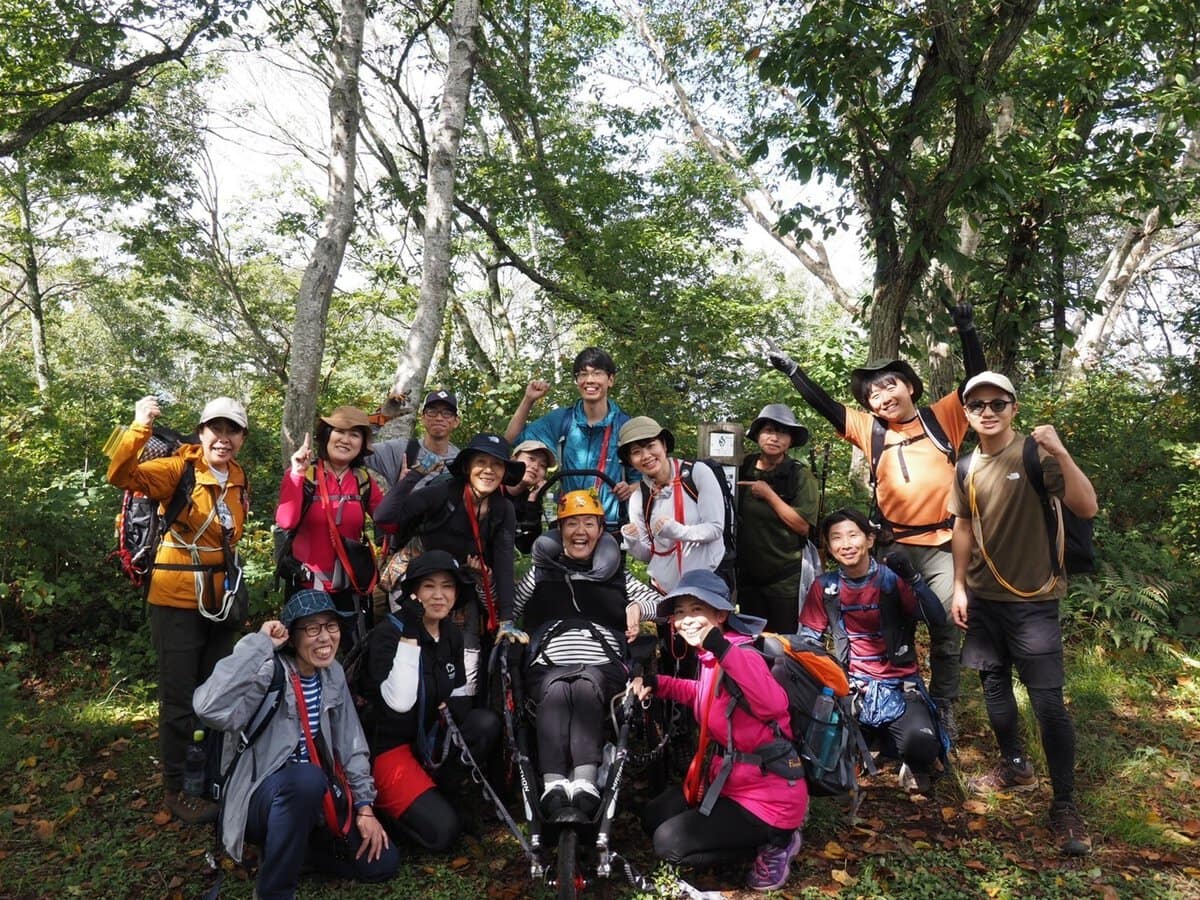 埼玉県住みます芸人えりんぎのおだいらつかささん「just one trailという、車いすユーザーの方と一緒にロングトレイル踏破に挑むチャレンジに参加してきました。訪問看護の一環として地域で暮らす方のニーズに合わせたオーダーメイドの看護のあり方を学びました」