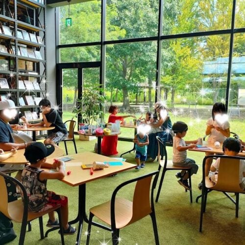 「北海道江別市蔦屋書店さんにて子育てサロン。おもしろ工作と本読みをしました」