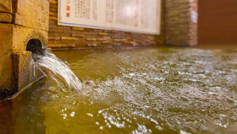 2位に選ばれたのは、山梨県甲斐市にある「竜王ラドン温泉 湯～とぴあ」