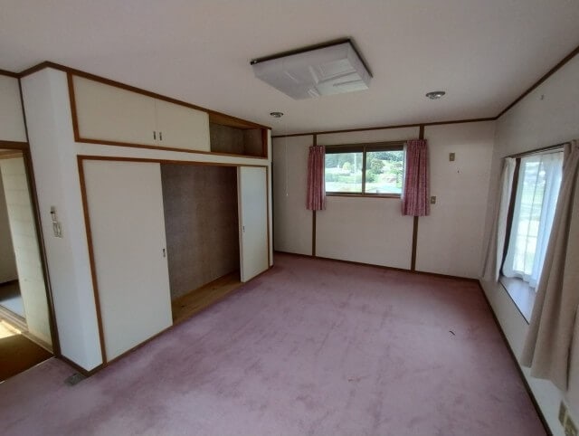 長野県長野市の物件の2階洋室