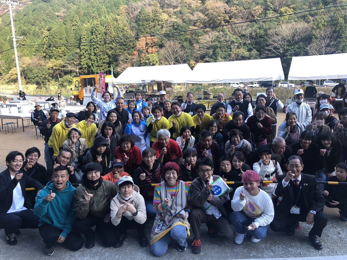 「女と男」の市川さんが2022年の11月に開催した、兵庫県市川町の“市川ハウスまつり”には、町内外から350人もの人集まりました。