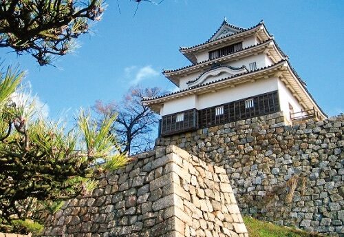 築城400年以上を誇る丸亀のシンボル「丸亀城」