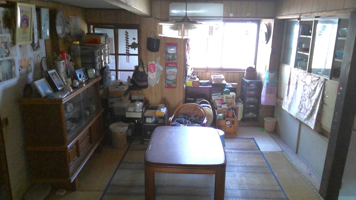 【和室の写真】キッチンの隣の和室。作り付けの収納棚は食器棚として活用しやすい。ダイニングルームとしての活用がおすすめ。