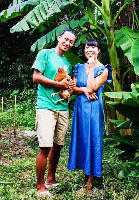 海辺の土地を開拓してカフェを作る坂田夫妻