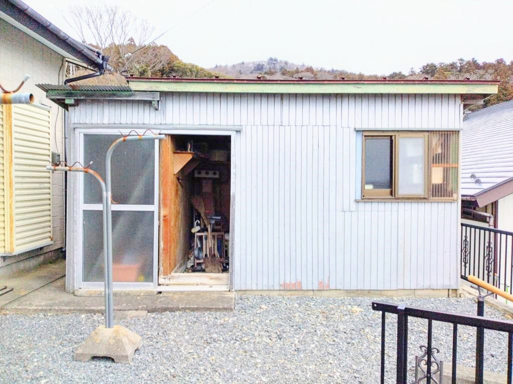 宮城県石巻市の物件の収納小屋。敷地内にあります