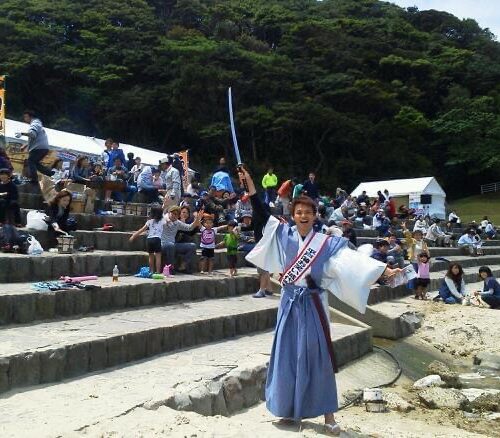 長崎県住みます芸人の長崎亭キヨちゃんぽんさんが平戸藩お笑い城代家老として平戸市の祭りに出演