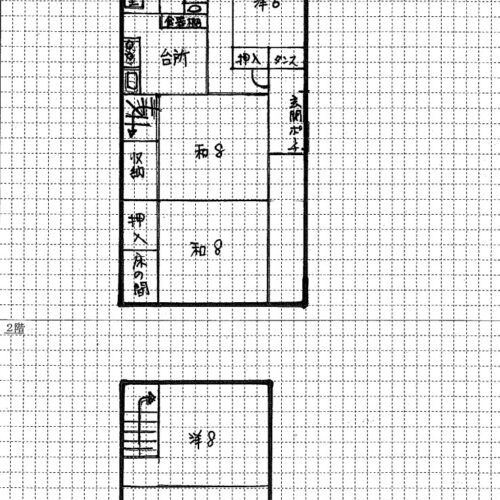 山形県河北町の物件間取りは木造2階建ての5DKです。1階には8帖の和室が2室と洋室が1室、2階には8帖の和室が2室あります。築65年の物件で、2階の床、水道管や湯沸かし器など、経年劣化により補修が必要な個所はありますが、トイレやお風呂はリフォーム歴があり、新しくきれいな状態です。