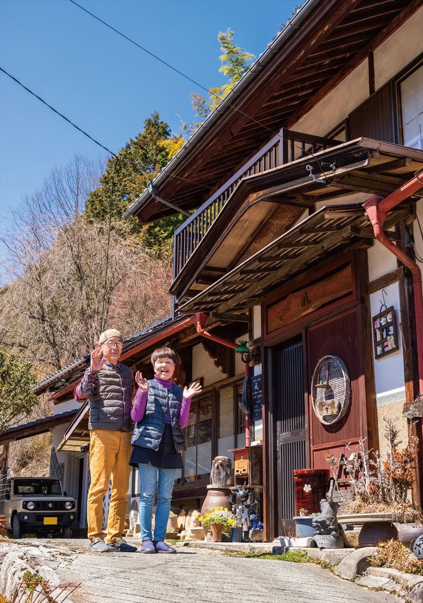 長野県飯田市へ移住してカフェを開いた可知さん夫妻