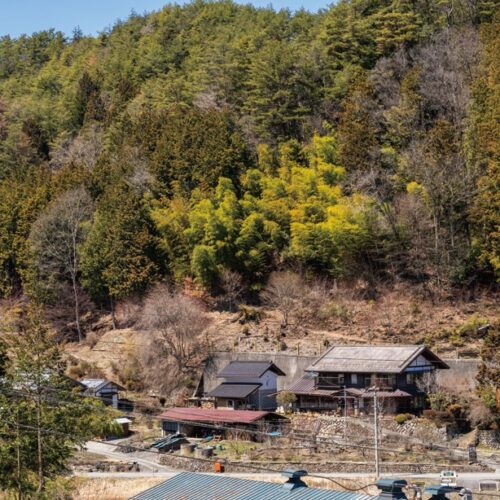 長野県飯田市の「珈琲 風」は、のどかな中山間地域にある