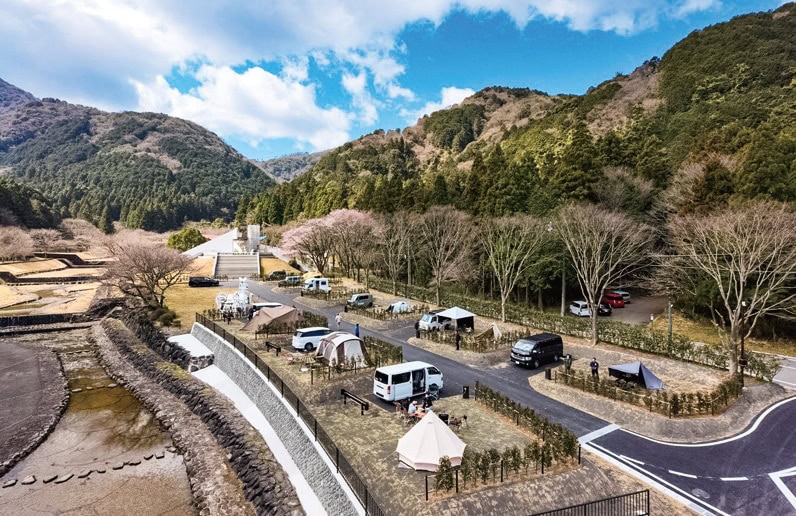 濃尾平野を一望する「羽根谷だんだん公園キャンプ場」／岐阜県海津市