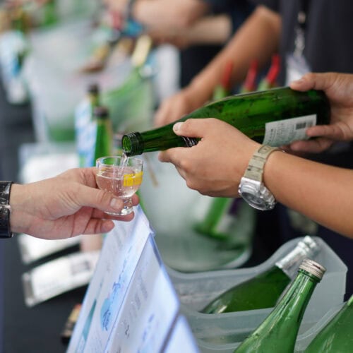 2024年7月13～15日まで、名古屋・栄で行われるSAKAE SAKE SQUARE 2024では、3日間で120種類以上の日本酒の銘柄が楽しめる