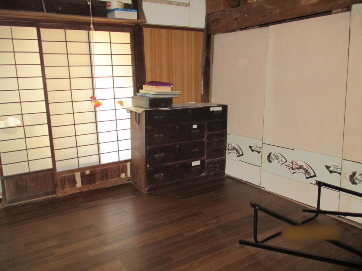 兵庫県佐用町の古民家物件の板の間
