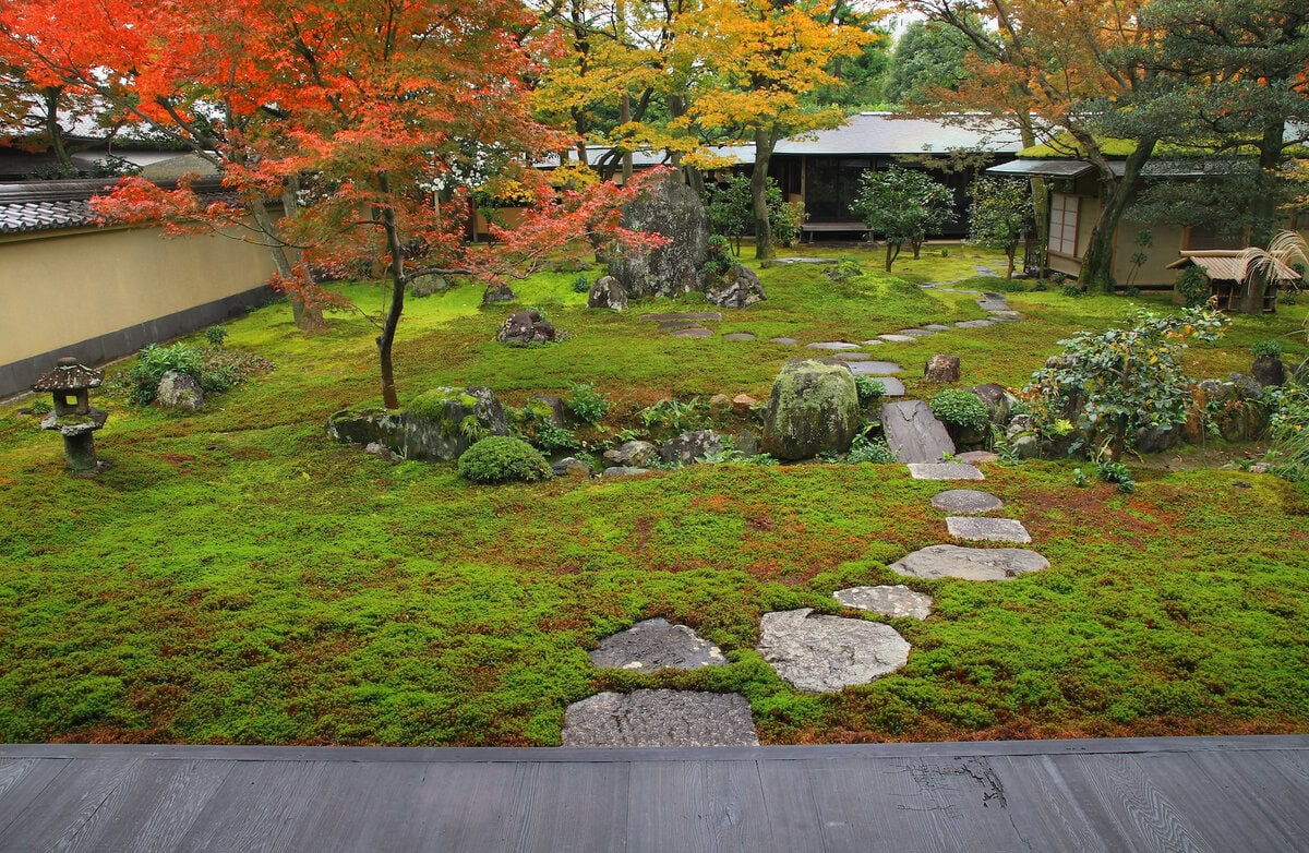 京都・大徳寺「黄梅院」の「直中庭」。千利休が66歳の時に作庭したといわれています。